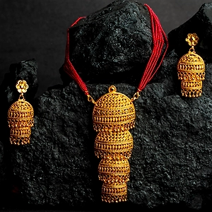 Four Layer Designer 1.5g Gold Polished Pendant with Red Seed Bead Tassel and Stud Dangler Earring