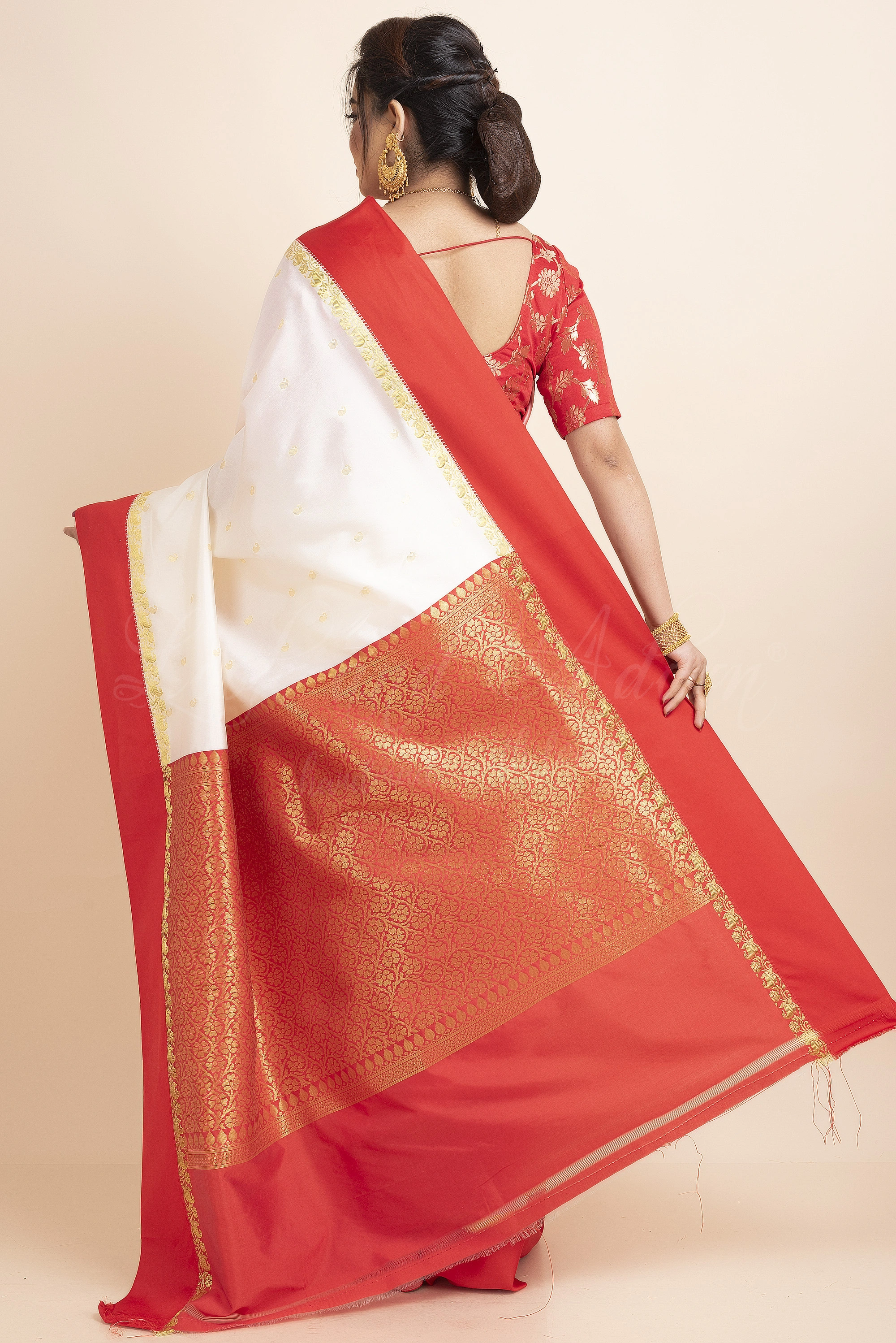 White Red Border Garad Kanchipuram Style Golden Zari Work Art Silk Saree with Blouse Piece-White-Free-Art Silk-Female-Adult-1