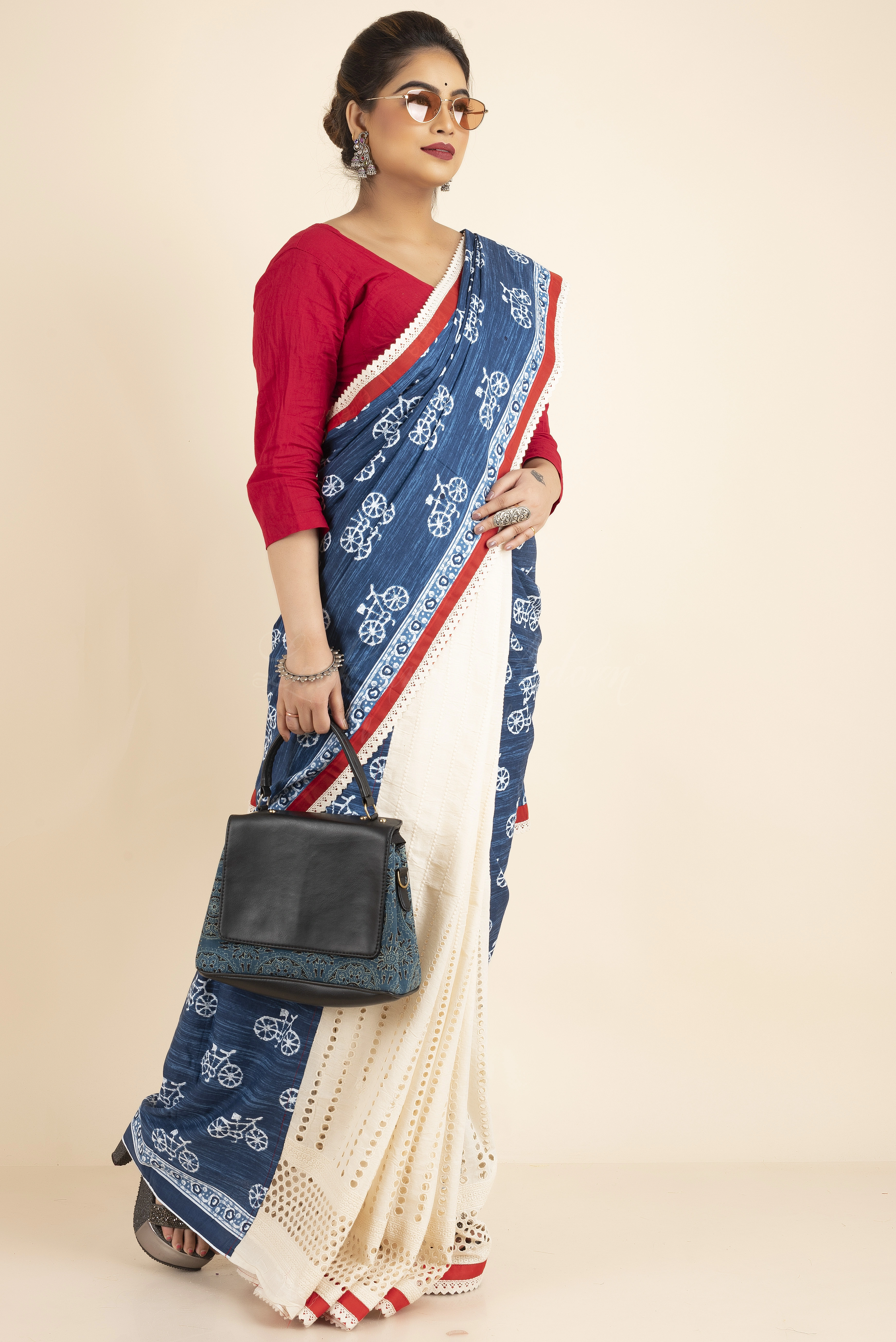 Blue Beige Floral Handbock Cotton Hakoba Red Border Saree with Blue Blouse Piece-Blue-Cotton-Free-Female-Adult-5