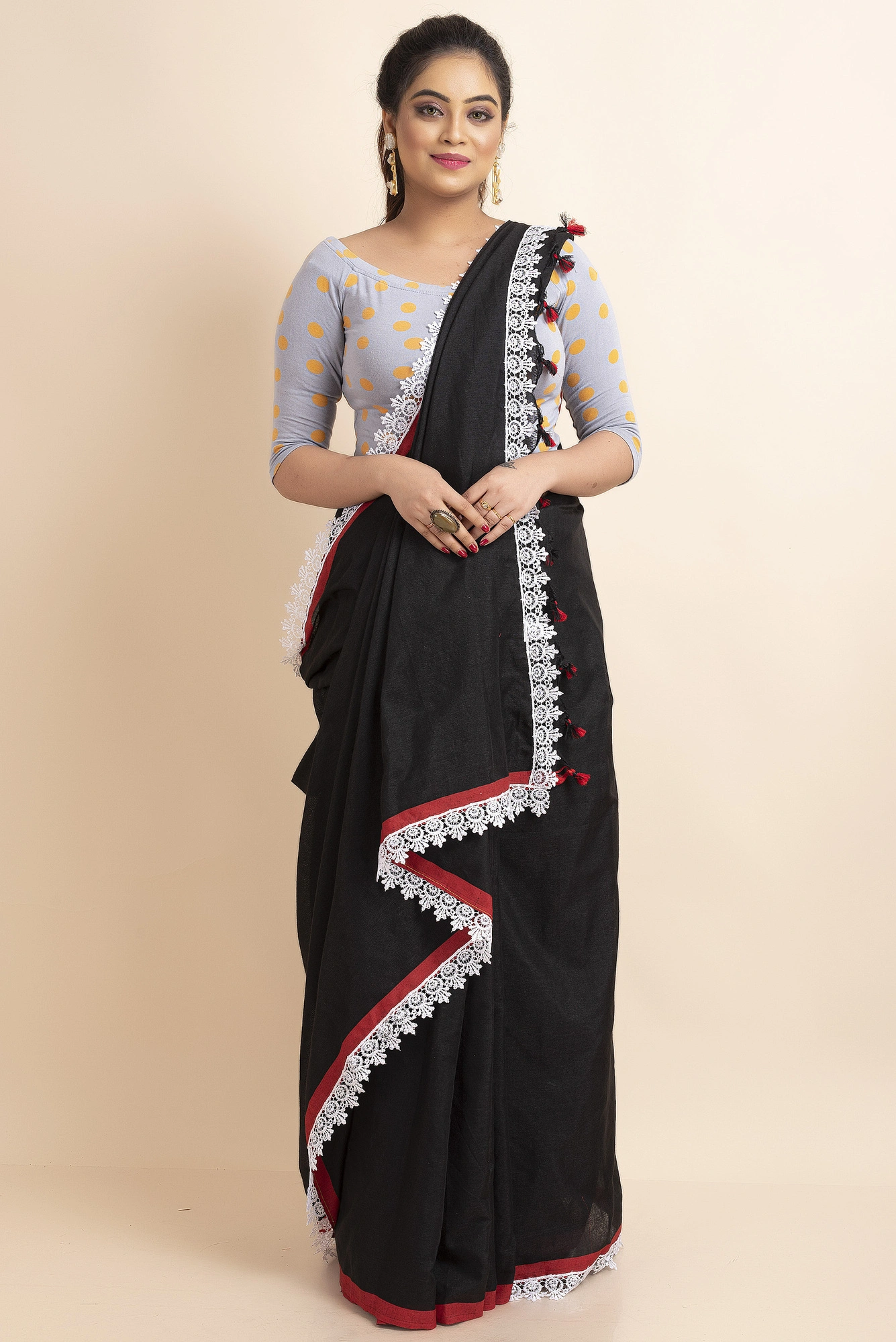 Black Red White Lace Border Cotton Handloom Saree with Blouse Piece-LAAMHCWBP035