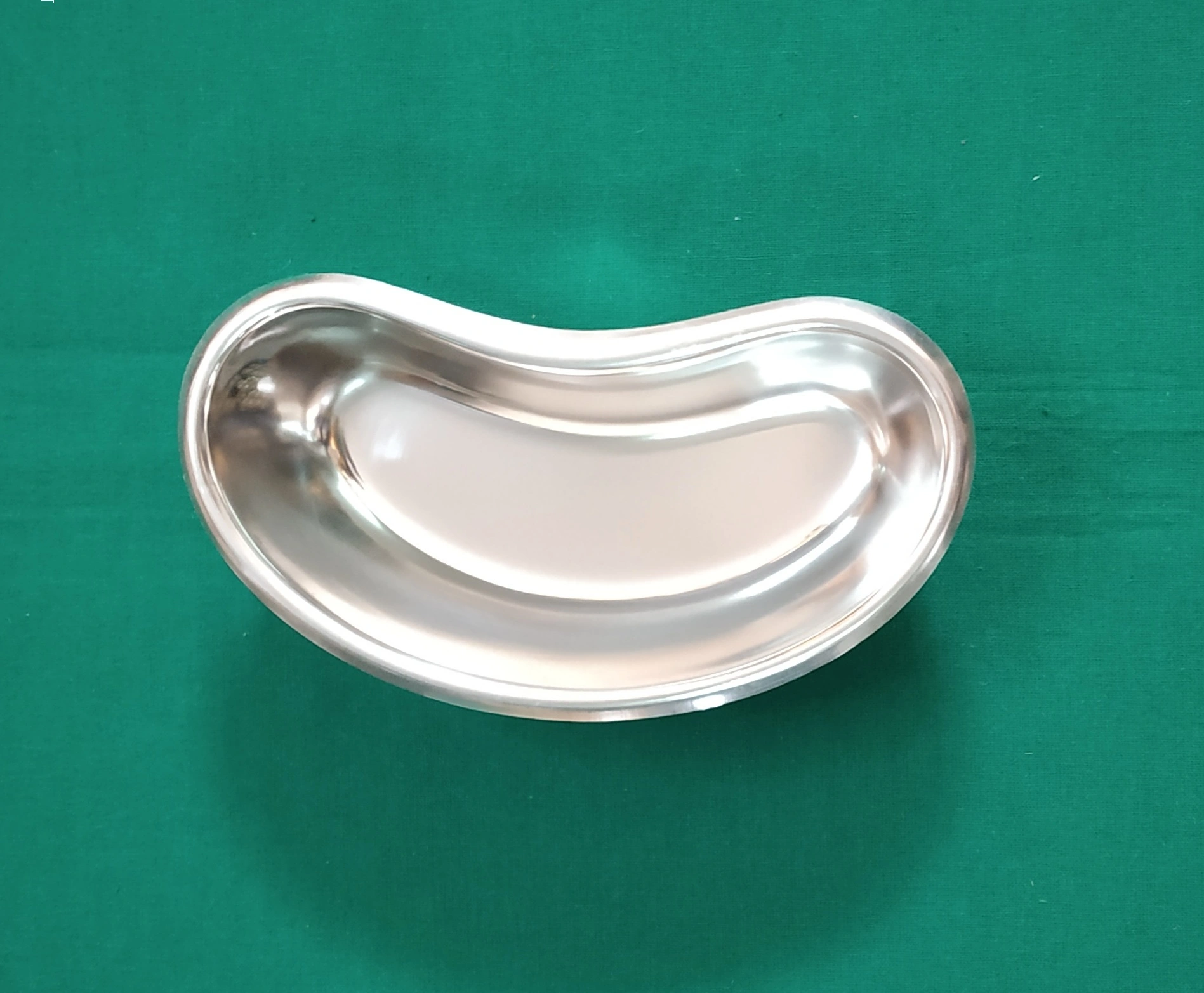 Kidney Tray-6 Inch ( Economy)-3