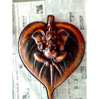 Wall Décor - Lord Ganesh on Paan leaf design-SPMAP_758021_AP1124_WDLGP_1