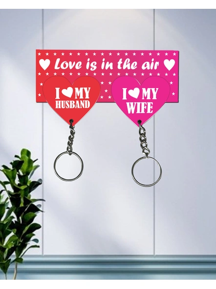 Love is in the Air Hanging Heart Designer keychain Holder-2