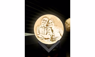 Customized Moon Lamp For Couples Best Gift for Everyone