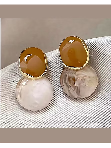 Chocolaty Affair Pearl Stud Earrings - Elegant Fashion Jewelry by Print Magical Gifts