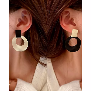 Geometric Irregular Circle Earrings – Stylish Women's Accessories | Print Magical Gifts