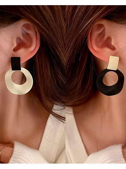 Geometric Irregular Circle Earrings – Stylish Women's Accessories | Print Magical Gifts