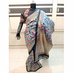 Exquisite Banarasi Saree Print with Special Blouse