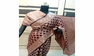 Banarasi Apple Silk CRUSH Zari Jaal Saree - Tradition Meets Elegance