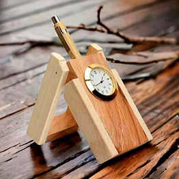luxurious wooden pen holder with analog clock - personalizable desk accessory