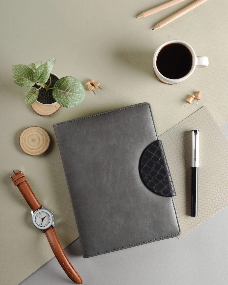 Scholar ORION Notebook with Magnetic Flap Closure and Pen Holder-ORN-GREY