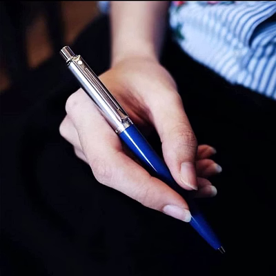 sheaffer sentinel blue and chrome ballpoint pen - retro click-top design