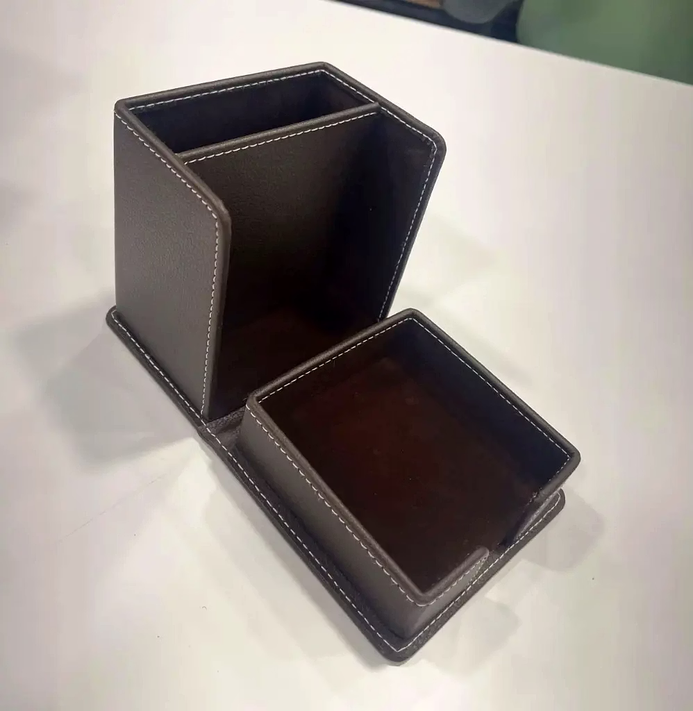 Exquisite Leather Desktop Stand Organizer for a Sophisticated Workspace image 3