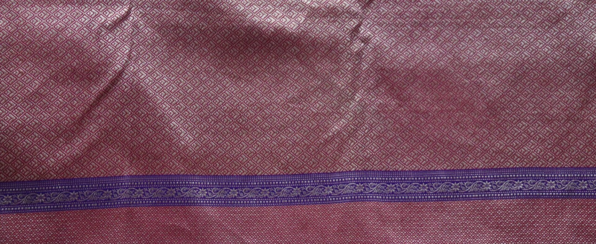 Leaf Black Banarasi Handloom Saree (Cutwork/Phekua)-3