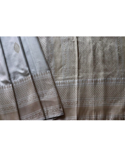 Grey Leaf Ektara Banarasi Handloom Saree (Kadhua)-2