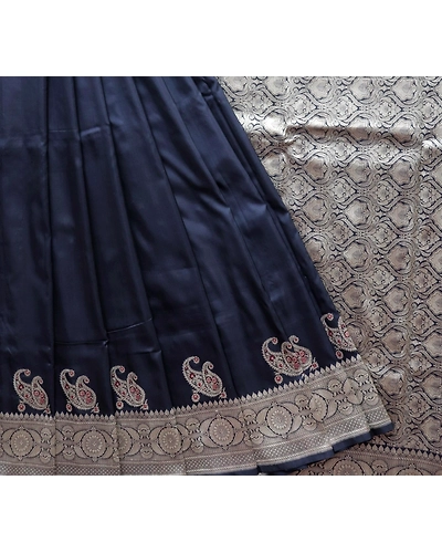 Tifi Border Black Handloom Banarasi Saree with Meena Konia-4