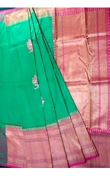 Green Meena Flower with Contrast iskutt Banarasi Saree with Blouse