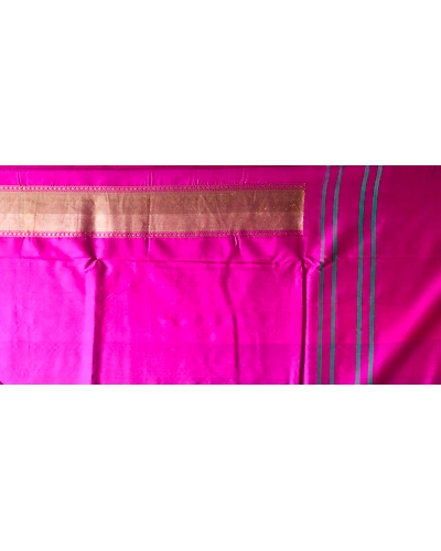 Green Meena Flower with Contrast iskutt Banarasi Saree with Blouse-8