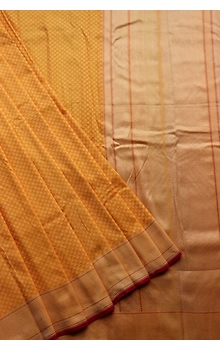 Yellow Chunri Booti Handloom Banarasi Saree