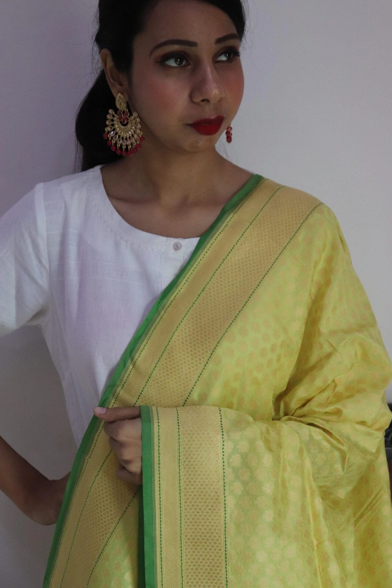 Yellow Chunri Booti Cutwork Handloom Banarasi Dupatta-2