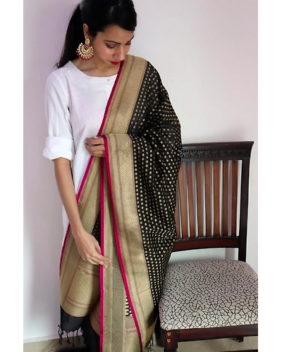 Black Chunri Booti Cutwork Handloom Banarasi Dupatta-5