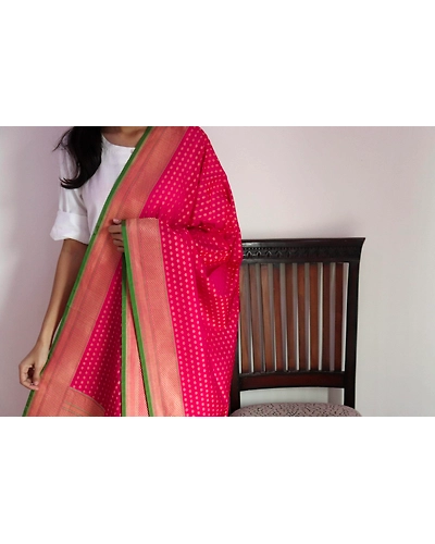 Magenta Small Booti Cutwork Handloom Banarasi Dupatta-2