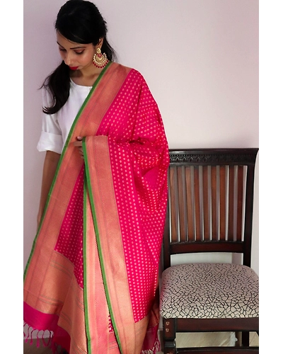 Magenta Small Booti Cutwork Handloom Banarasi Dupatta-1