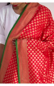 Red Big Boota Cutwork Handloom Banarasi Dupatta