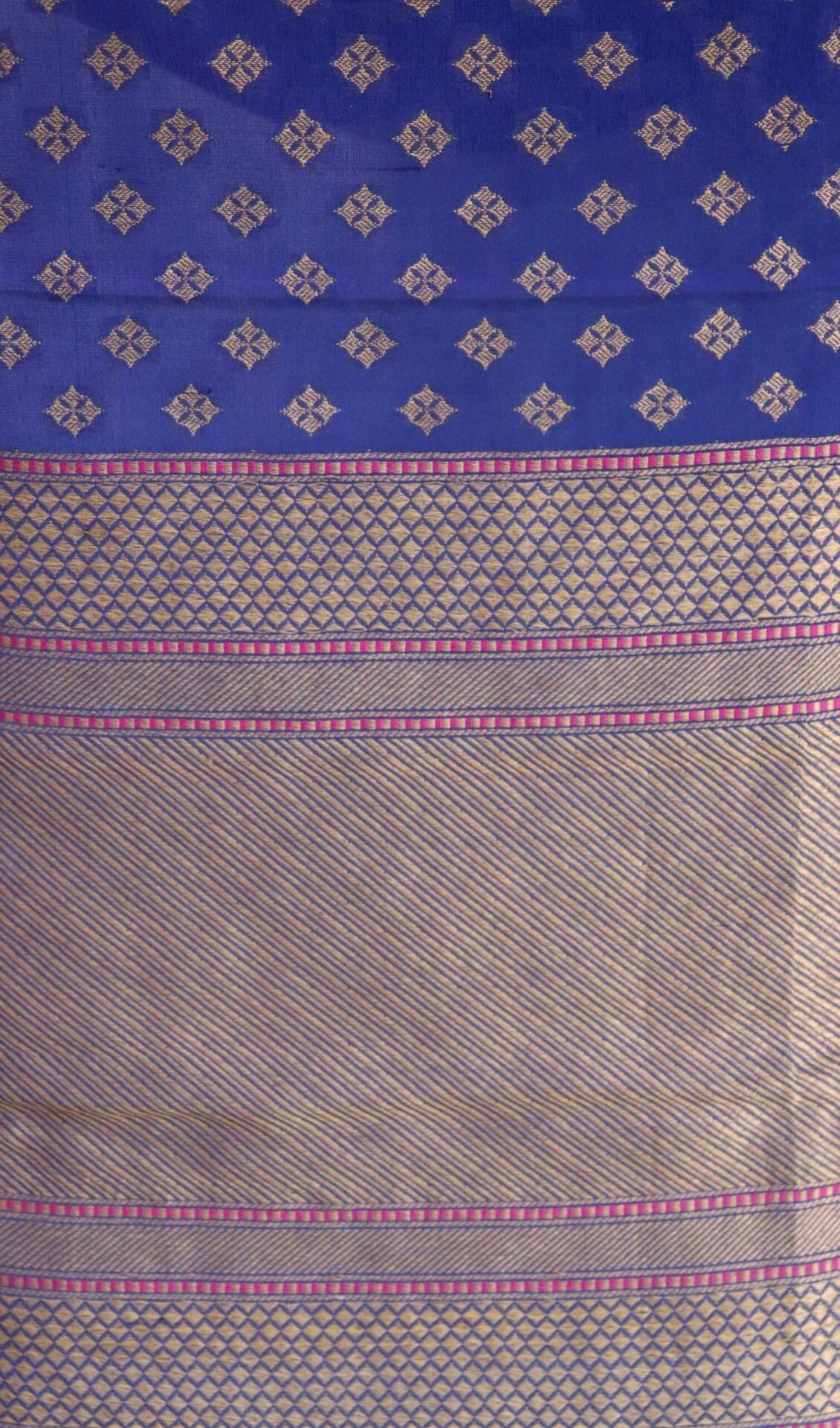 Blue Diamond Booti Cutwork Handloom Banarasi Dupatta-6