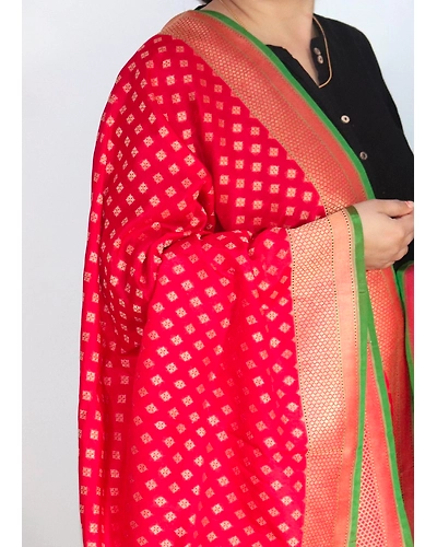 Red Small Booti Cutwork Handloom Banarasi Dupatta-3