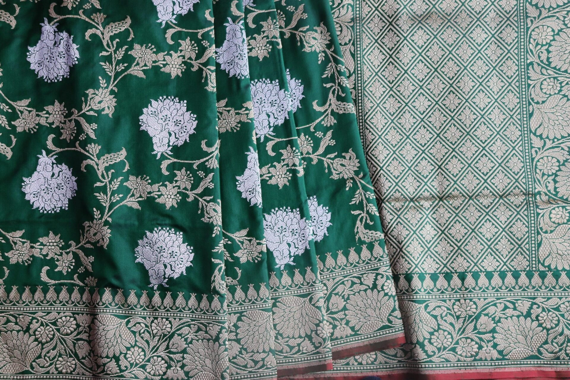 Dark Green Alfi Jangla Handloom Banarasi Saree-6