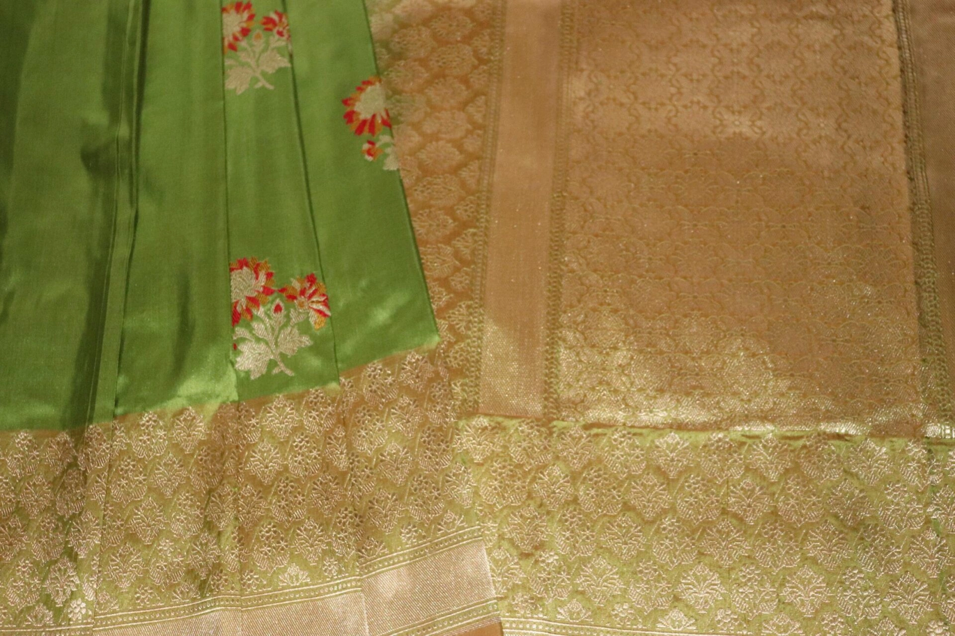 Light Green Kadhua Flower Boota Handloom Banarasi Saree-2