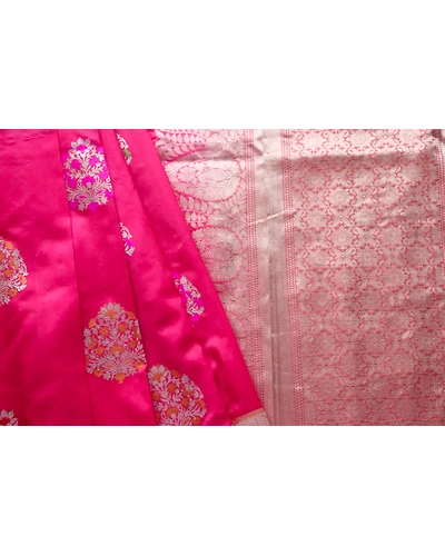 Red Kadhua Flower Meena Boota Handloom Banarasi Saree-6
