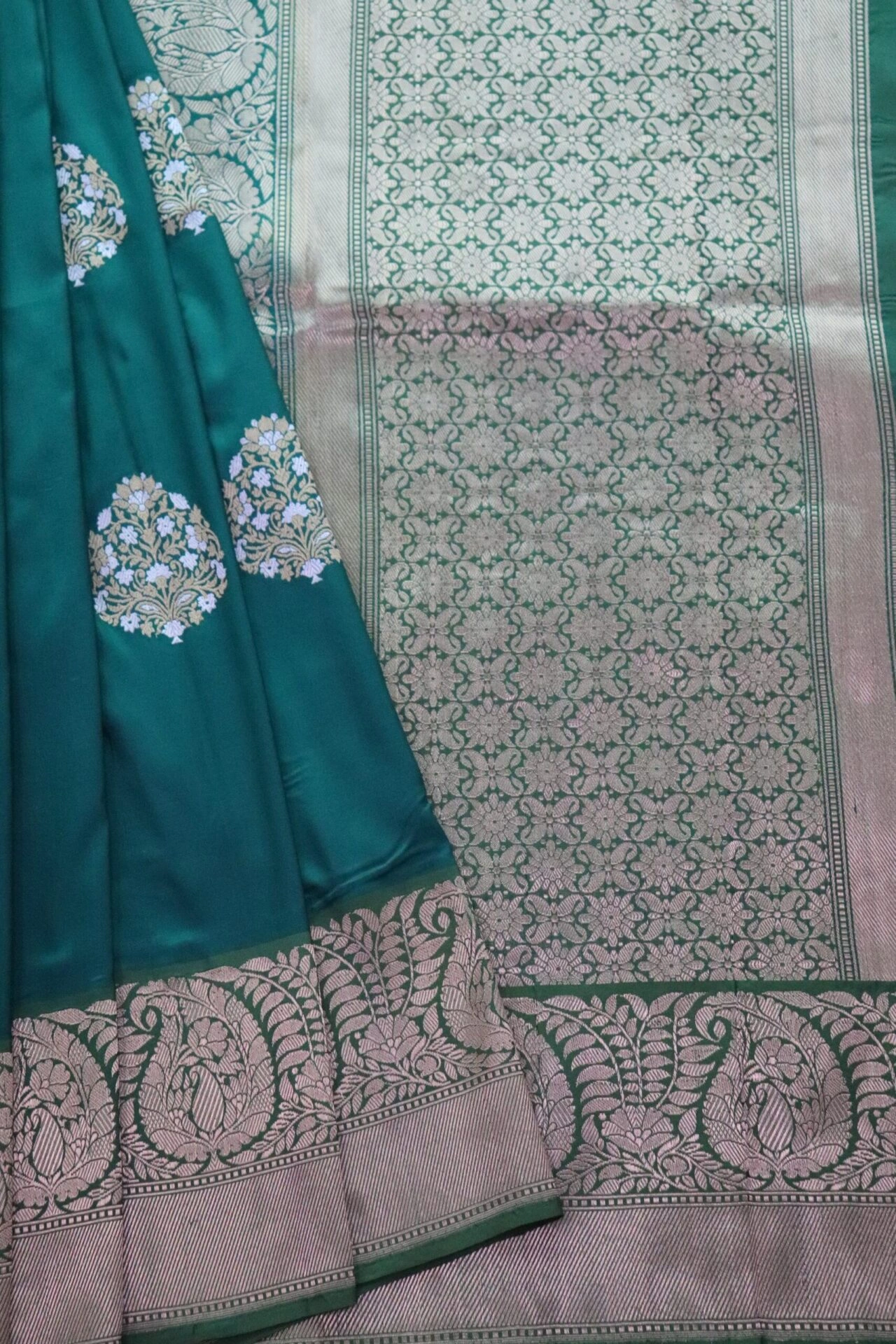 Dark Green Kadhua Flower Boota Handloom Banarasi Saree-1