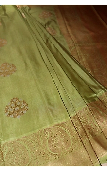 Pista Green Kadhua Flower Boota Banarasi Saree