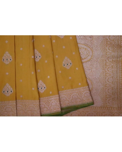 Mustard Yellow Gathua Booti Banarasi Handloom Saree-1