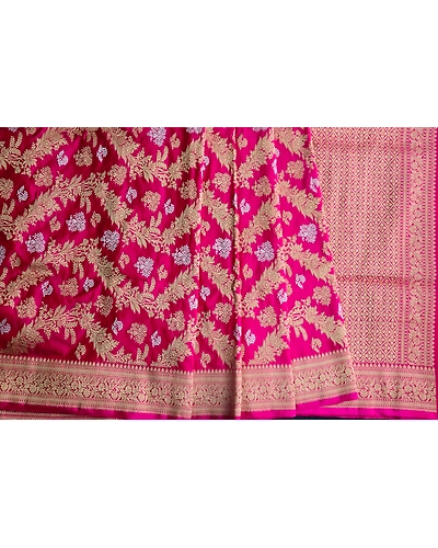 Magenta Lehariya Jangla Banarasi Handloom Saree-2