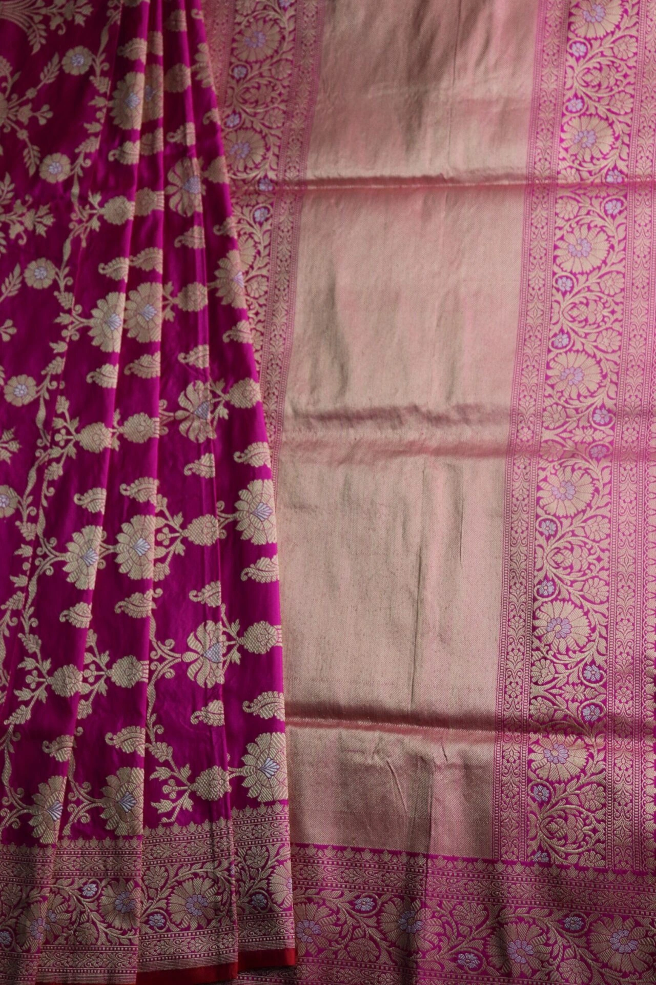 Magenta Phuliya Jangla Banarasi Handloom Saree-162021-00034