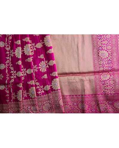 Magenta Phuliya Jangla Banarasi Handloom Saree-3