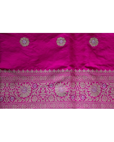 Magenta Phuliya Jangla Banarasi Handloom Saree-4