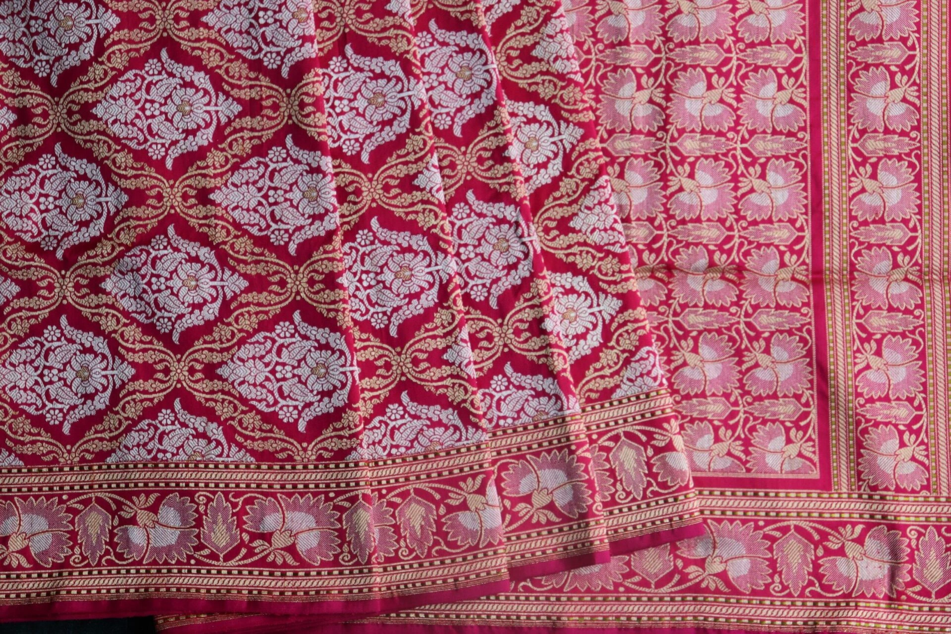 Pink Mughal Jaal Boota Jangla Banarasi Handloom Saree-3