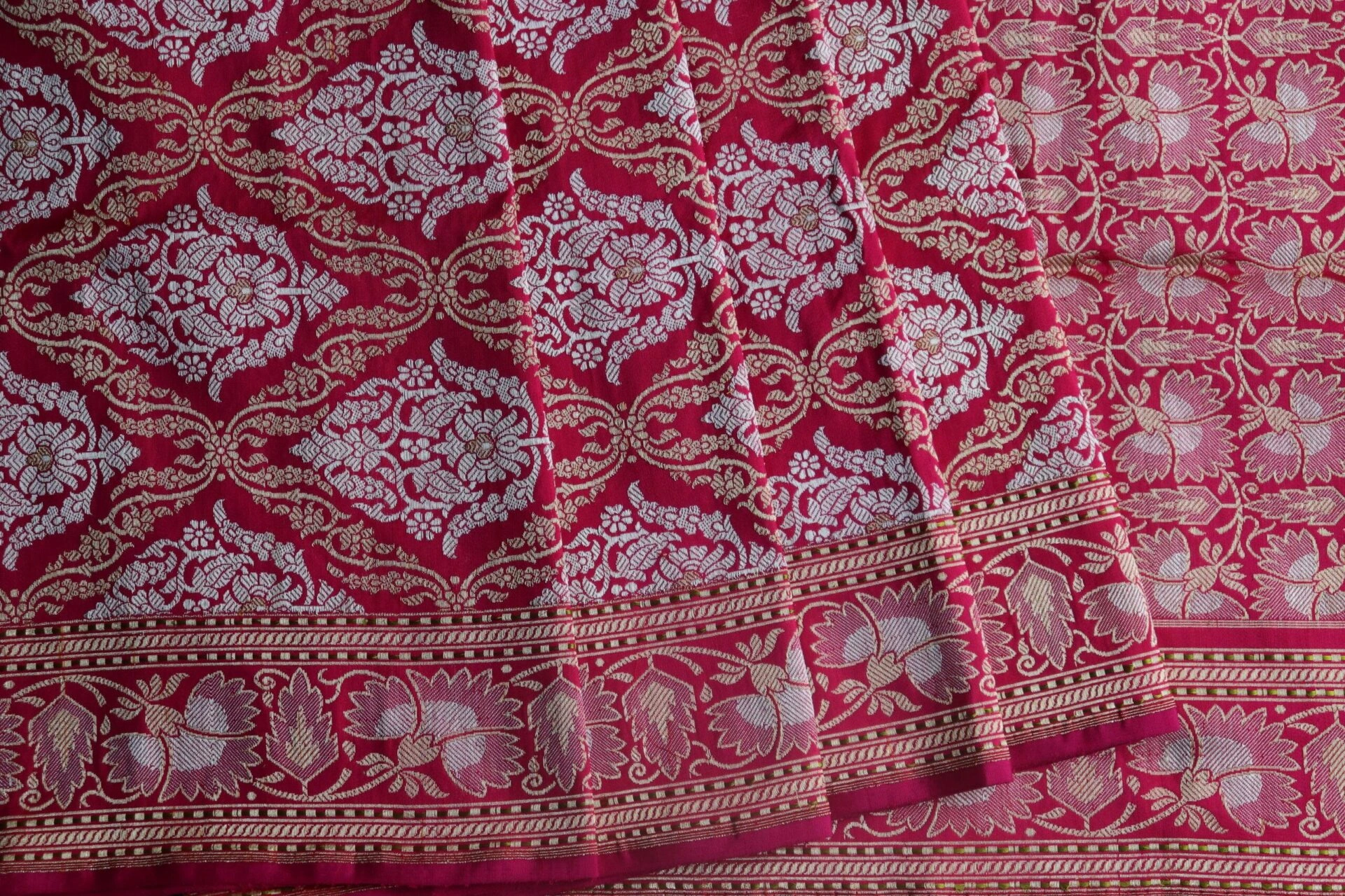 Pink Mughal Jaal Boota Jangla Banarasi Handloom Saree-4