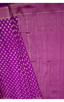 Magenta Traditional Booti Banarasi Handloom Saree