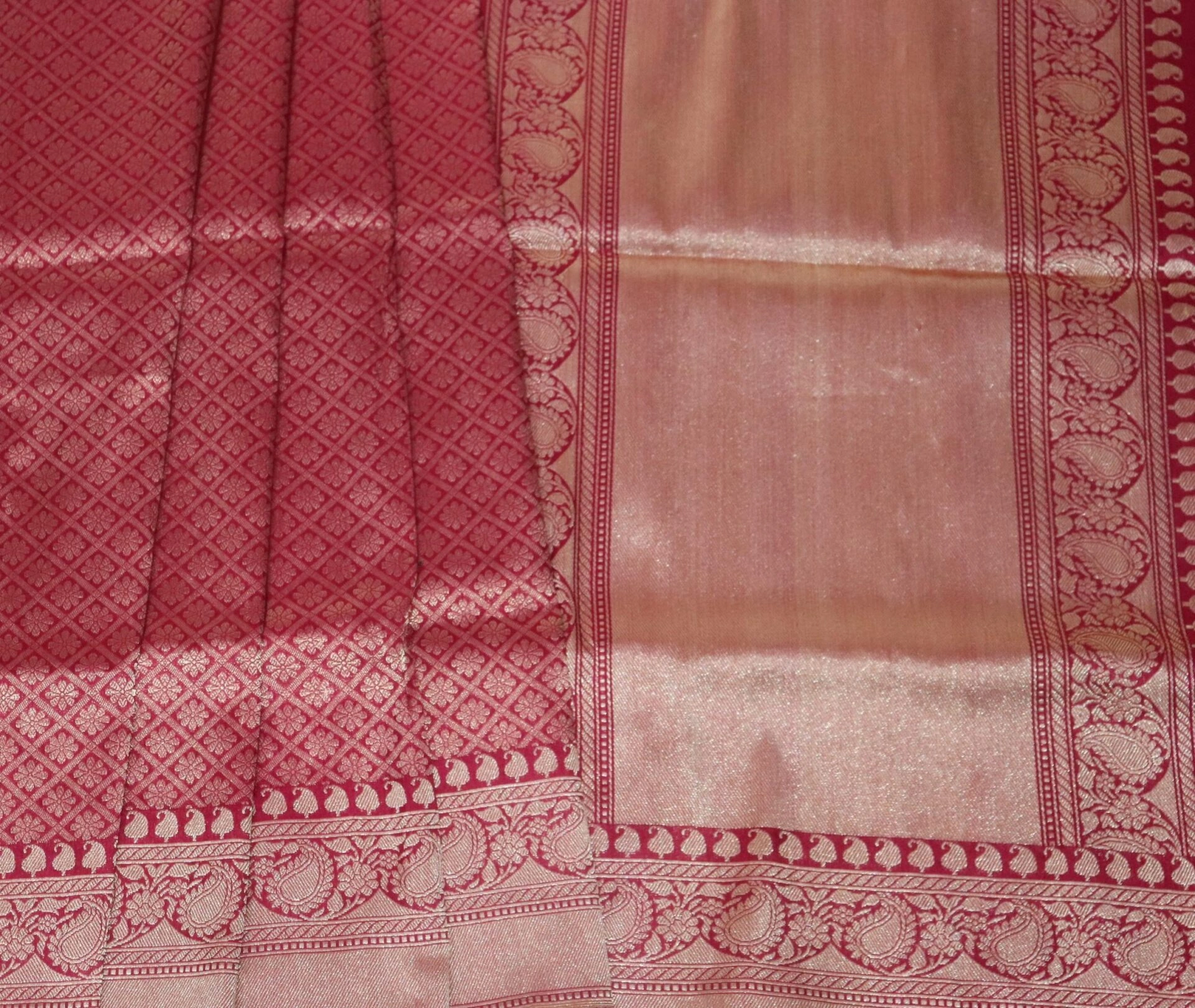 Red Brocade Booti Handloom Banarasi Saree-162021-00043