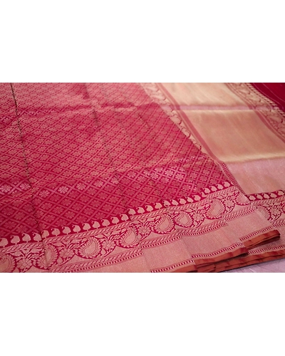 Red Brocade Booti Handloom Banarasi Saree-1