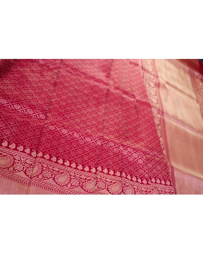 Red Brocade Booti Handloom Banarasi Saree-2
