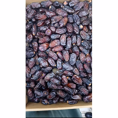tayyibaat safawi premium dates