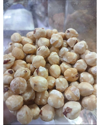 Hazelnuts-T83