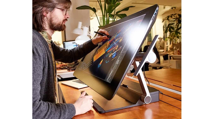 Wacom Cintiq vs. Cintiq Pro: What’s the Difference? | Sharada Business ...