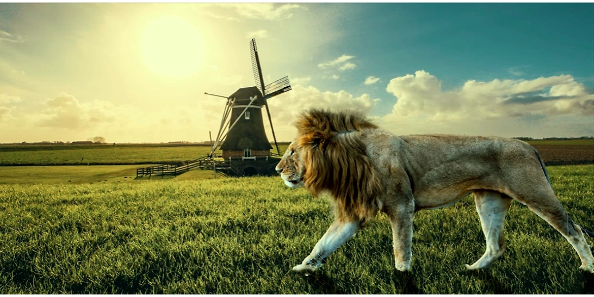 How to combine two photographs in Adobe Photoshop (Compositing for beginners)